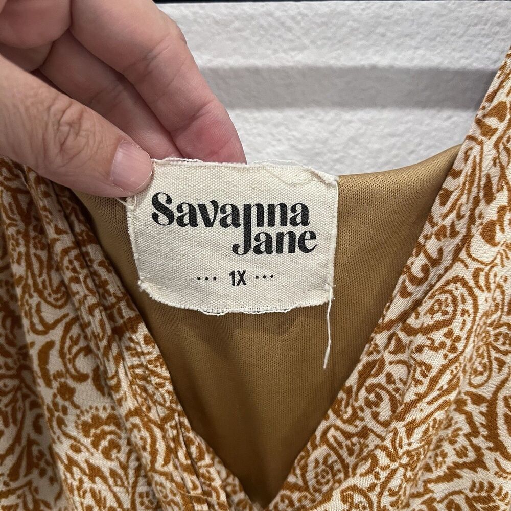 Savanna Jane Dress 1X Mini Dress Floral Printed Twisted Neckline Boho Rodeo Date - Picture 2 of 8